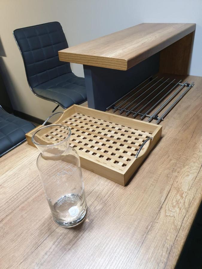 Apartament Skarbowa 1& Parking Leszno  Exteriör bild
