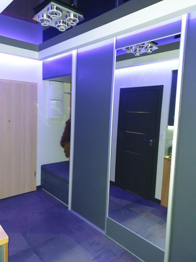 Apartament Skarbowa 1& Parking Leszno  Exteriör bild